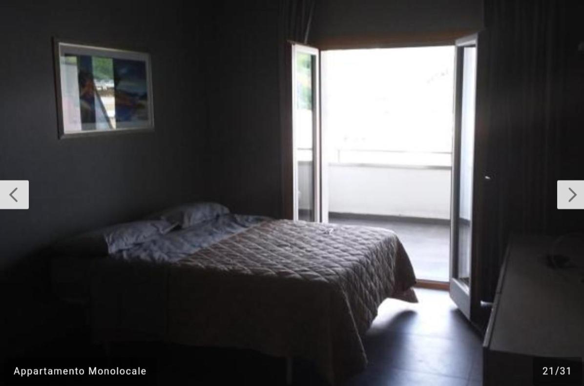 Uniclub House *
